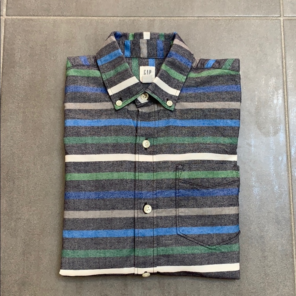 NWOT Boys Gap button down shirt